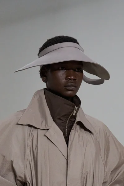 Look 60